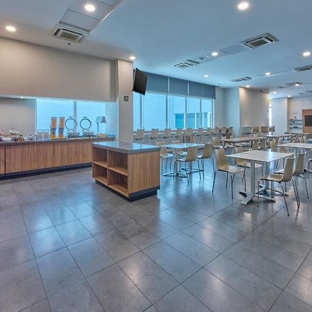 City Express By Marriott Ciudad De Mexico La Villa Екстер'єр фото